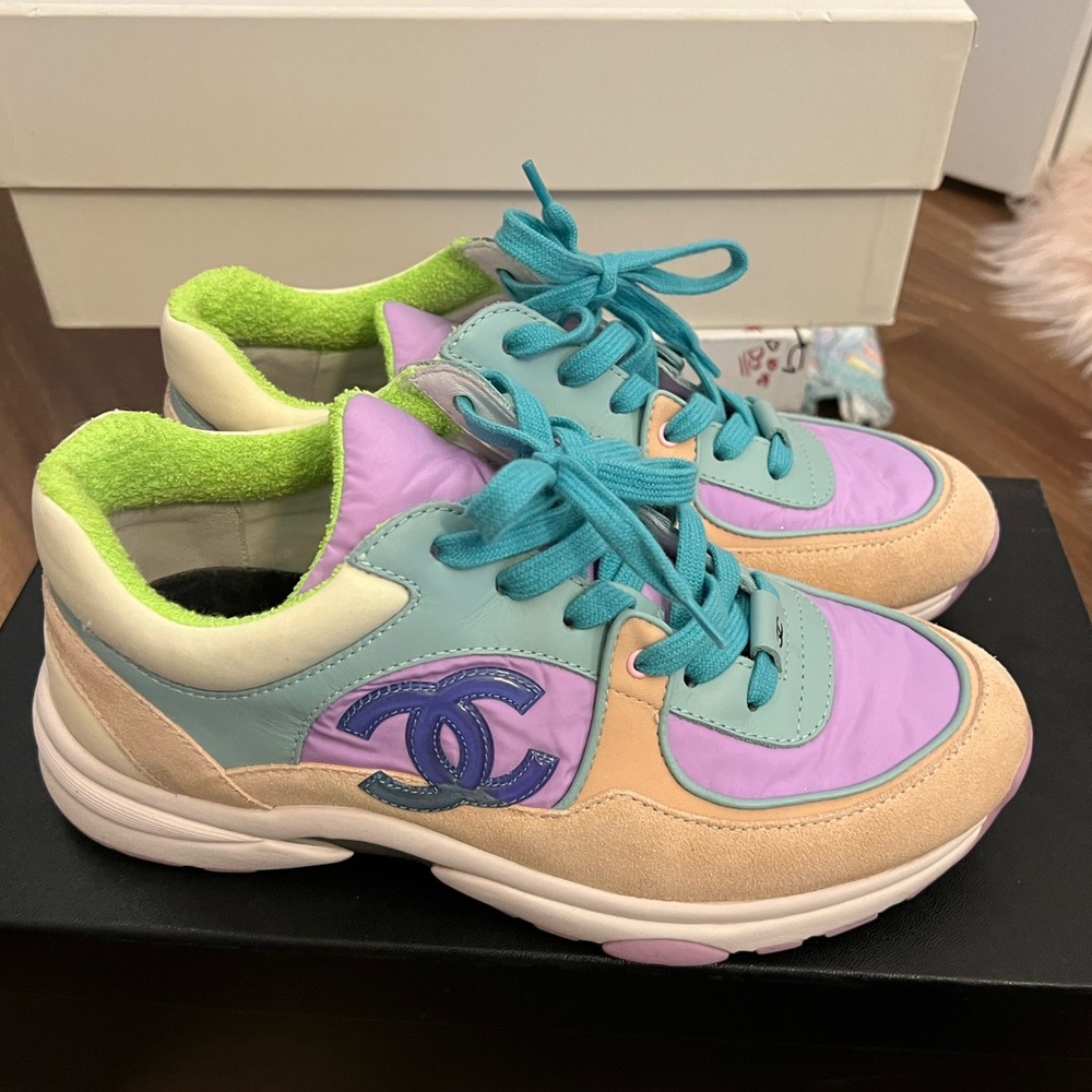 Chanel Sneakers!!